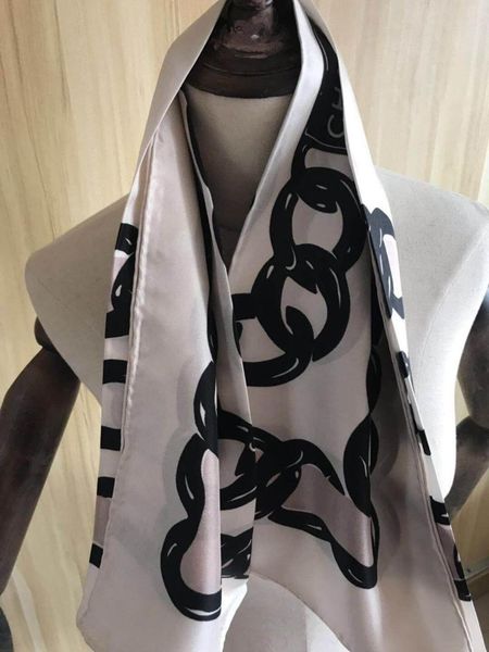 scarves 2021 arrival autumn winter classic design 100% silk scarf 90*90 cm square shawl twill wrap for women lady, Blue;gray
scarves 2021 arrival autumn winter classic design 100% silk scarf 90*90 cm square shawl twill wrap for women lady, Blue;gray