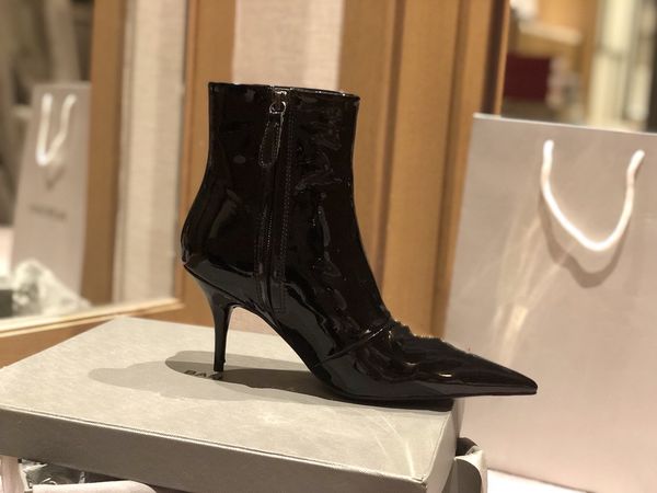 women designer heels designers shoes red bottom pointed high heels studded strappy slingback stilettos leather sandals pumps dress shoes wit, Black
women designer heels designers shoes red bottom pointed high heels studded strappy slingback stilettos leather sandals pumps dress shoes wit, Black