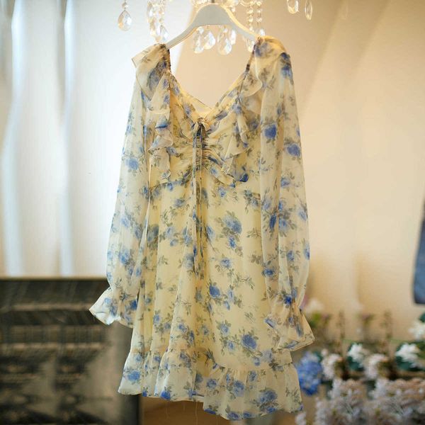women's t-shirt the spring/summer with long floral sleeves v chiffon draw string waist show thin falbala dressed in dfpc, White
women's t-shirt the spring/summer with long floral sleeves v chiffon draw string waist show thin falbala dressed in dfpc, White