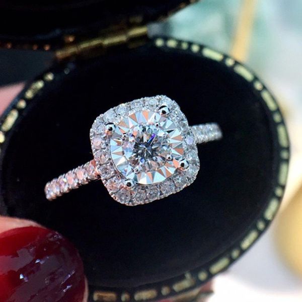 wedding rings luxury classic silver plated engagement for women white round cz stone inlay fashion jewelry bride party gift ring, Slivery;golden
wedding rings luxury classic silver plated engagement for women white round cz stone inlay fashion jewelry bride party gift ring, Slivery;golden