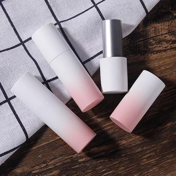 50pcs 12.1mm handmade round magnetic buckle gradient pink lipstick tube lip empty makeup storage bottles & jars
50pcs 12.1mm handmade round magnetic buckle gradient pink lipstick tube lip empty makeup storage bottles & jars