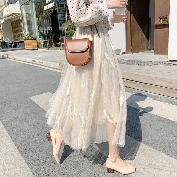 skirts deivor feather embroidery mesh skirt women 2021 temperament sweet fairy high waist medium length a-shaped puff, Black
skirts deivor feather embroidery mesh skirt women 2021 temperament sweet fairy high waist medium length a-shaped puff, Black
