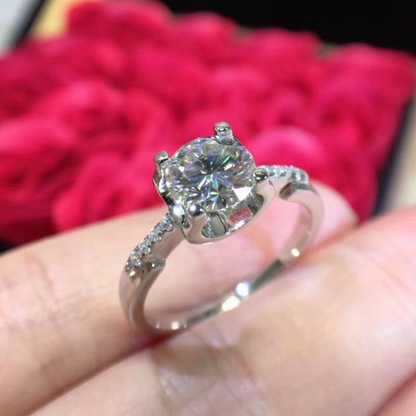 cluster rings 925 sterling silver 1ct 2ct 3ct round brilliant cut luxury style ring vvs1 moissanite engagement jewelry anniversary, Golden;silver
cluster rings 925 sterling silver 1ct 2ct 3ct round brilliant cut luxury style ring vvs1 moissanite engagement jewelry anniversary, Golden;silver