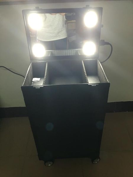 large space removable pulley makeup box with led light 4 in 1 removerable layer lights and big mirror cosmetic bags & cases
large space removable pulley makeup box with led light 4 in 1 removerable layer lights and big mirror cosmetic bags & cases