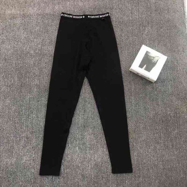slim red ins net fashion brand new women's bottoming croxin horseshoe print capri casual yoga pants, Black
slim red ins net fashion brand new women's bottoming croxin horseshoe print capri casual yoga pants, Black