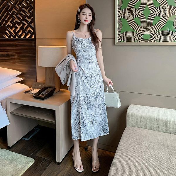 casual dresses french platycodon grandiflorum first love thin summer irregular slim super xiansen suspender dress, Black;gray 
casual dresses french platycodon grandiflorum first love thin summer irregular slim super xiansen suspender dress, Black;gray