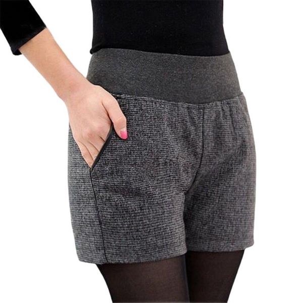 plus size spring autumn high womens shorts elastic waist straight thick slim lady casual pocket winter oversized short pants, White;black
plus size spring autumn high womens shorts elastic waist straight thick slim lady casual pocket winter oversized short pants, White;black
