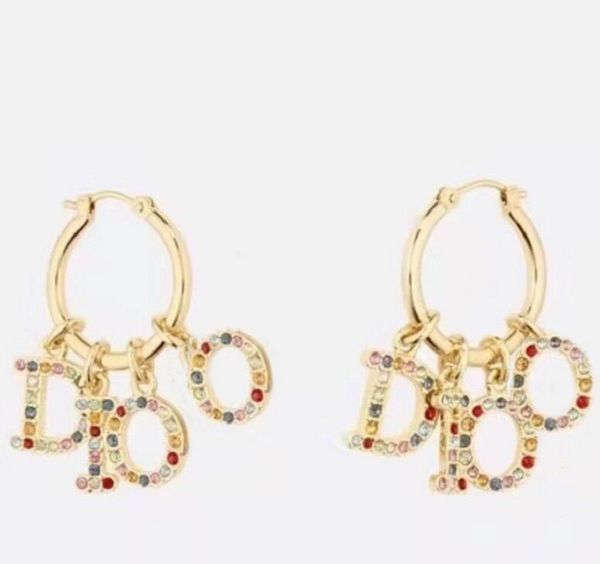 2021 new designer 2021 letter set color diamond earrings net red same earrings, Gray
2021 new designer 2021 letter set color diamond earrings net red same earrings, Gray