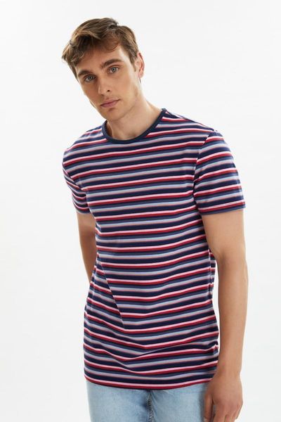 men's t-shirts trendyol male t-shirt tmnss21ts2429, White;black 
men's t-shirts trendyol male t-shirt tmnss21ts2429, White;black