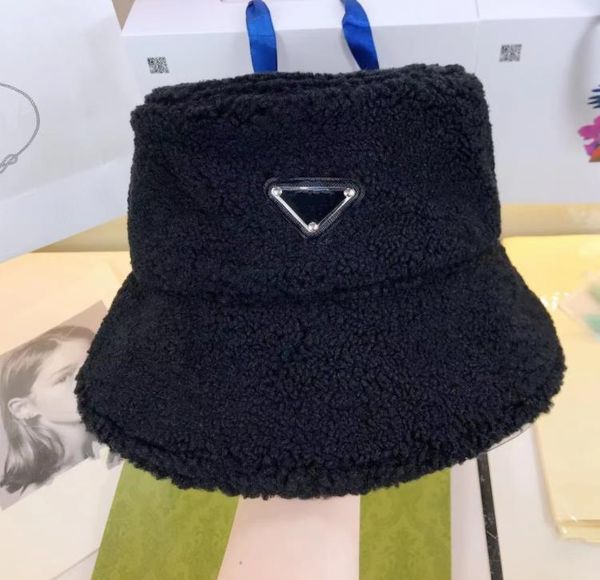 2022 new lambswool bucket hat for women fashion designer ladieswinter metal triangle wool warm cap fisherman hats sun caps drop ship, Blue;gray
2022 new lambswool bucket hat for women fashion designer ladieswinter metal triangle wool warm cap fisherman hats sun caps drop ship, Blue;gray