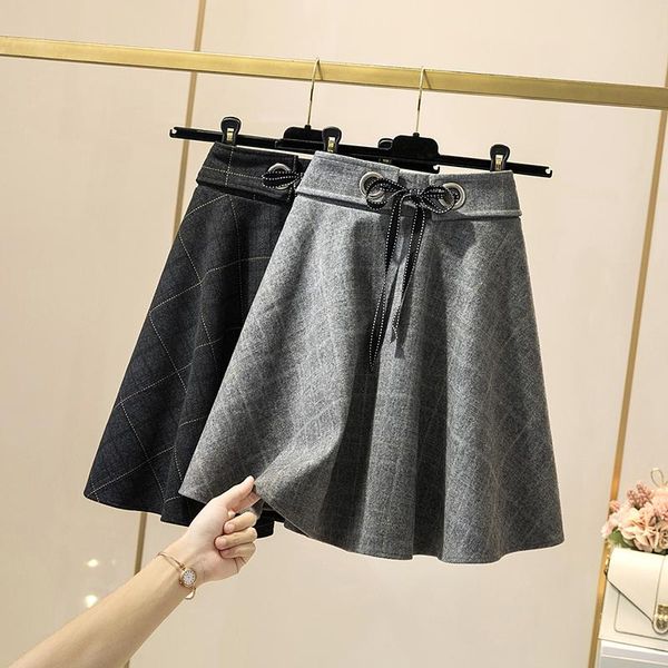 skirts half skirt with thick hips and thighs high waist plaid in autumn winter, Black
skirts half skirt with thick hips and thighs high waist plaid in autumn winter, Black