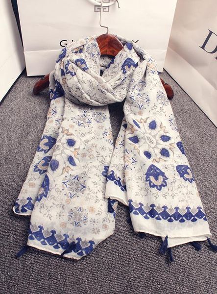 scarves 2021 bohemian totem pattern print ethnic style oversized tassel cashew flower 100% cotton women's scarf shawl, Blue;gray
scarves 2021 bohemian totem pattern print ethnic style oversized tassel cashew flower 100% cotton women's scarf shawl, Blue;gray