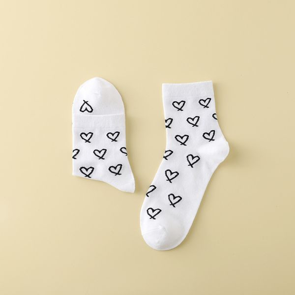 small fresh black broken pattern and, Black;white
small fresh black broken pattern and, Black;white