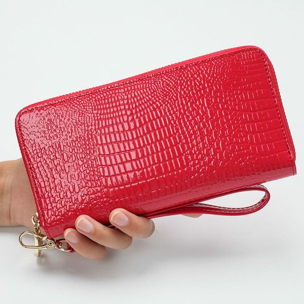 wallets ladies long wallet crocodile pattern clutch bag european style single zipper patent leather phone, Red;black
wallets ladies long wallet crocodile pattern clutch bag european style single zipper patent leather phone, Red;black