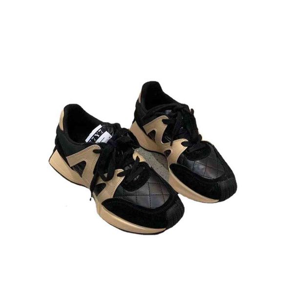 2021 autumn low thick bottom small waist daddy shoes women's leather super fire thin sports and leisure, Black;white
2021 autumn low thick bottom small waist daddy shoes women's leather super fire thin sports and leisure, Black;white