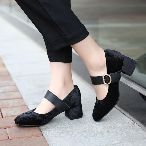 dress shoes oversized 12 13 14 15 16 17 ladies high heels women woman pumps square-headed metal decoration with thick-heeled buttons, Black
dress shoes oversized 12 13 14 15 16 17 ladies high heels women woman pumps square-headed metal decoration with thick-heeled buttons, Black