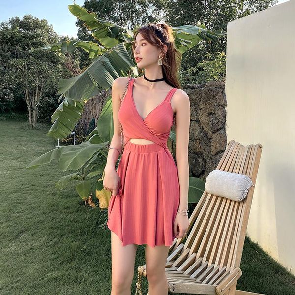 v-neck push up monokini korea style one piece swimsuit solid beach bathing suit women trikini swimdress cut out bathers 2021 one-piece suits
v-neck push up monokini korea style one piece swimsuit solid beach bathing suit women trikini swimdress cut out bathers 2021 one-piece suits