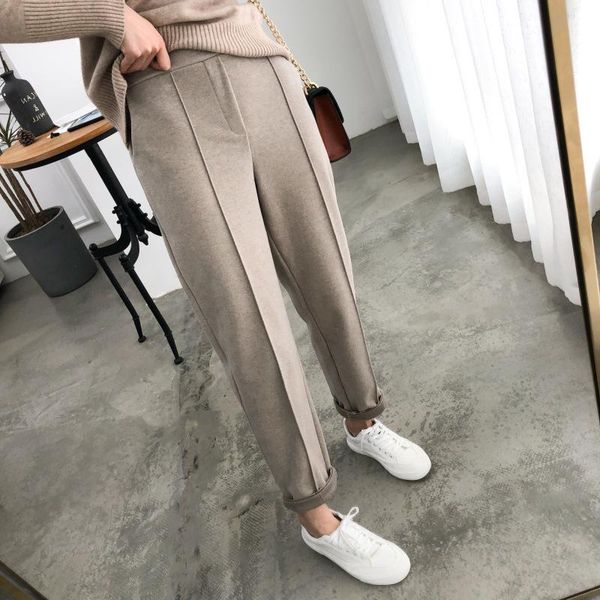 women's pants & capris 2021autumn winter pencil plus size ol style wool female work suit pant loose trousers, Black;white
women's pants & capris 2021autumn winter pencil plus size ol style wool female work suit pant loose trousers, Black;white