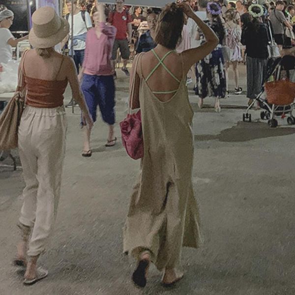 vadim palazzo pants summer jumpsuit casual wide leg version of large size cotton and linen sling nine points loose straps women women's, Black;white
vadim palazzo pants summer jumpsuit casual wide leg version of large size cotton and linen sling nine points loose straps women women's, Black;white