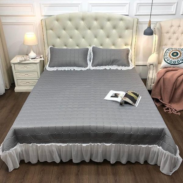 sheets & sets lace latex mat and two cases are suitable for summer environment,which is soft brings skin-friendly sheet
sheets & sets lace latex mat and two cases are suitable for summer environment,which is soft brings skin-friendly sheet