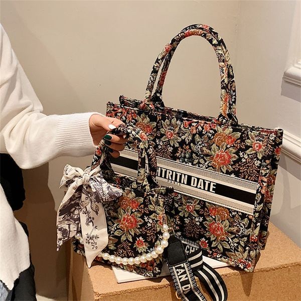 designer sale women's new bag 2022 autumn winter simple fashion pearl handbag large capacity textured single shoulder bag messenger
designer sale women's new bag 2022 autumn winter simple fashion pearl handbag large capacity textured single shoulder bag messenger