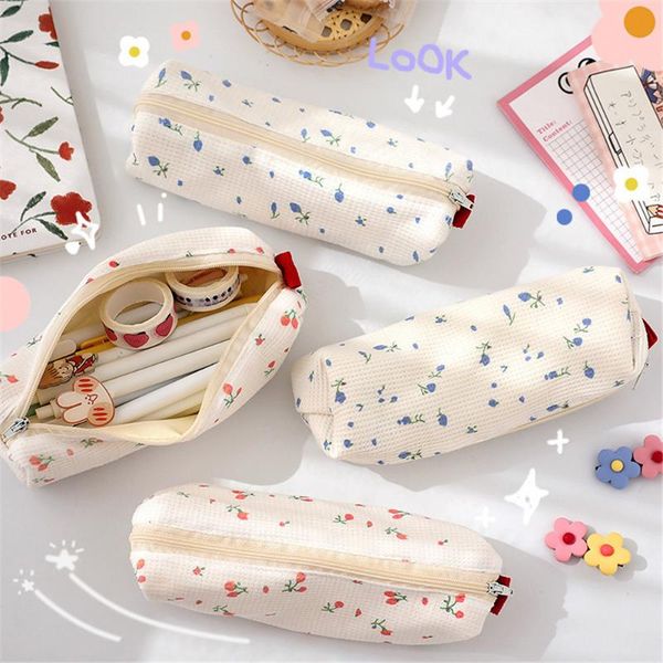 pencil bags cute small flowers bag stationery organizer portable kawaii high capacity student pouch pen case school supplies
pencil bags cute small flowers bag stationery organizer portable kawaii high capacity student pouch pen case school supplies
