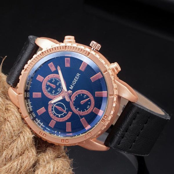 wristwatches fashion leisure business watches luxury watch 2021 men's belts quartz geneva explosions men, Slivery;brown
wristwatches fashion leisure business watches luxury watch 2021 men's belts quartz geneva explosions men, Slivery;brown