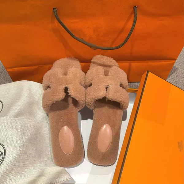 autumn women wool slippers fashion woman peep toe comfortable soft square head sho femal fur flip flop footwear ladi
autumn women wool slippers fashion woman peep toe comfortable soft square head sho femal fur flip flop footwear ladi