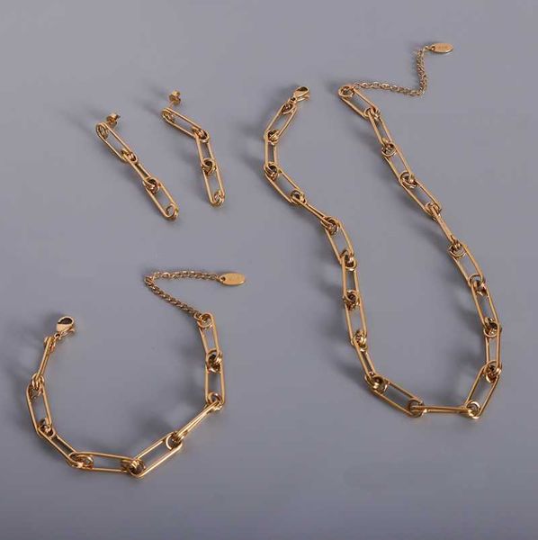 charm bracelets 2021 french style paper clip pin chain titanium steel gold color drop female women fashion jewelry gift wholesale, Golden;silver
charm bracelets 2021 french style paper clip pin chain titanium steel gold color drop female women fashion jewelry gift wholesale, Golden;silver