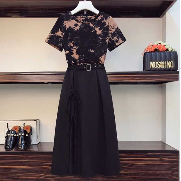 summer retro elegant 2 piece set short sleeve t-shirt + split black long skirt casual suit l-4xl 210526, White
summer retro elegant 2 piece set short sleeve t-shirt + split black long skirt casual suit l-4xl 210526, White