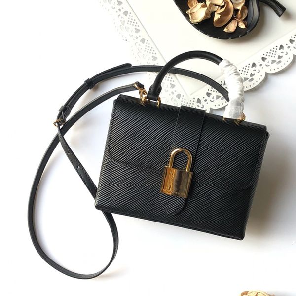 fashion lady purses wallet genuine leather colorful water ripple lock woman crossbody bags plain, Red;black
fashion lady purses wallet genuine leather colorful water ripple lock woman crossbody bags plain, Red;black