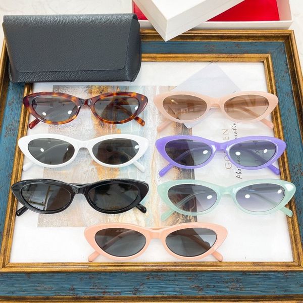 sunglasses c family net red personality same cat's eye women's street fashion brand red, white and pink, White;black
sunglasses c family net red personality same cat's eye women's street fashion brand red, white and pink, White;black