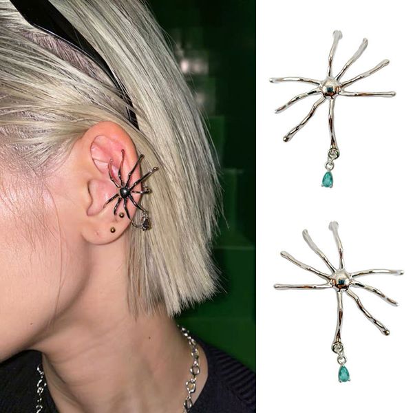 personality exquisite piercing charm ear studs extraordinary trendy spider romance diamond earrings halloween jewelry, Golden
personality exquisite piercing charm ear studs extraordinary trendy spider romance diamond earrings halloween jewelry, Golden