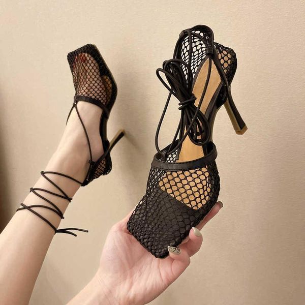 sandals 2021 hollow out mesh heels women summer fashion ankle strap high square toe party shoes, Black
sandals 2021 hollow out mesh heels women summer fashion ankle strap high square toe party shoes, Black