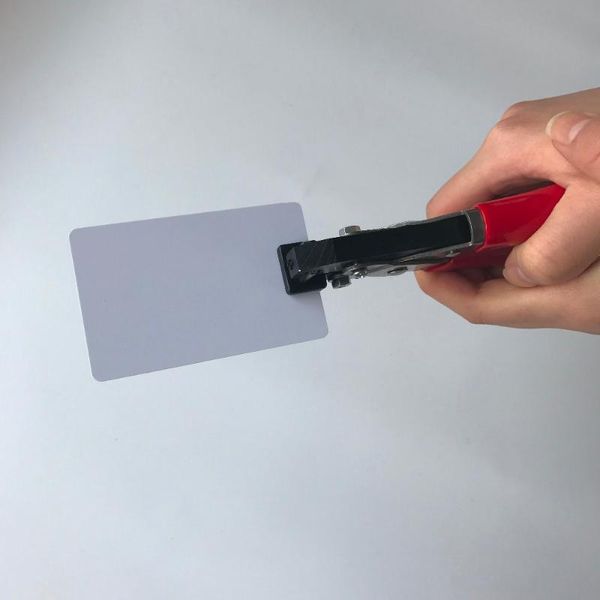 binders 3*13mm inkjet pvc card slot punch flat hole perfect for id badge puncher cutter business po paper
binders 3*13mm inkjet pvc card slot punch flat hole perfect for id badge puncher cutter business po paper