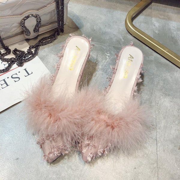autumn pumps women shoes 2021 transparent feather crystal high heels fur pointed toe mules slides furry slippers, Black
autumn pumps women shoes 2021 transparent feather crystal high heels fur pointed toe mules slides furry slippers, Black