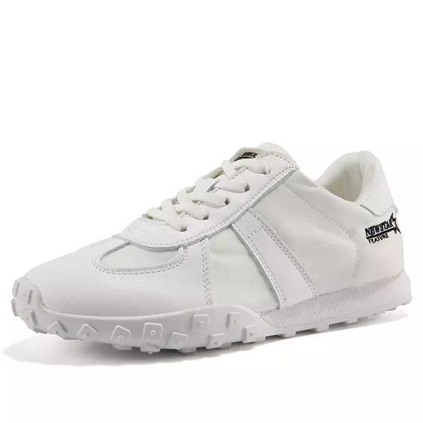2021 autumn new womens casual shoes comfortable wear-resistant breathable sneakers white purple yellow thick-soled running shoes for women s
2021 autumn new womens casual shoes comfortable wear-resistant breathable sneakers white purple yellow thick-soled running shoes for women s