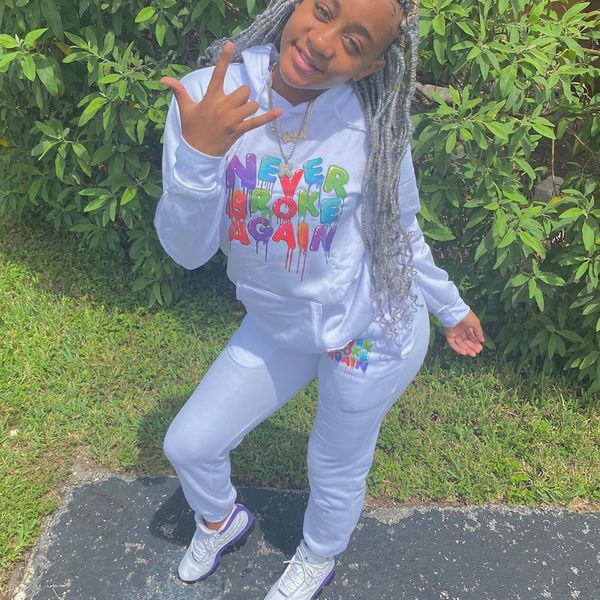 hoodies sets never broke again sweatshirts sweatpants 2pcs hip hop fashion hoodies men women tracksuit new sport suit, Black;white
hoodies sets never broke again sweatshirts sweatpants 2pcs hip hop fashion hoodies men women tracksuit new sport suit, Black;white