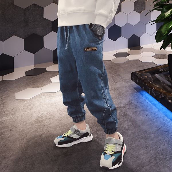 novelty boys jeans big pocket cargo pants hip hop juvenile jeans stitching denim casual pants youngster boys kids child bottoms, White
novelty boys jeans big pocket cargo pants hip hop juvenile jeans stitching denim casual pants youngster boys kids child bottoms, White