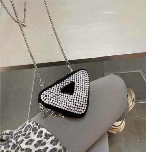 women triangular diamond wallet leather low key casual multi card space practical business retro pure black p holder credit zero bag, Red;black
women triangular diamond wallet leather low key casual multi card space practical business retro pure black p holder credit zero bag, Red;black