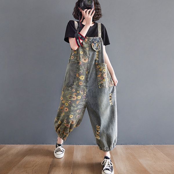 casual loose plus size jeans jumpsuits women spring autumn print floral denim overalls wide leg dungarees straps baggy pants, Black;white
casual loose plus size jeans jumpsuits women spring autumn print floral denim overalls wide leg dungarees straps baggy pants, Black;white