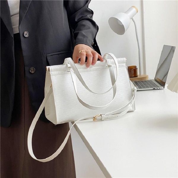 evening bags female handbag large capacity stereotyped diagonal shoulder bag fashionable crossbody niche design striped tote
evening bags female handbag large capacity stereotyped diagonal shoulder bag fashionable crossbody niche design striped tote