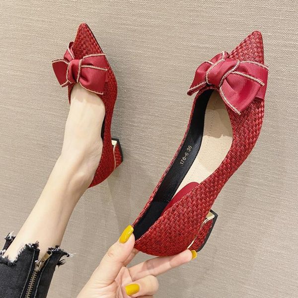 2021 autumn women shoes fashion woman high heels shoes office ladies low heel footwear slip-on females single black
2021 autumn women shoes fashion woman high heels shoes office ladies low heel footwear slip-on females single black