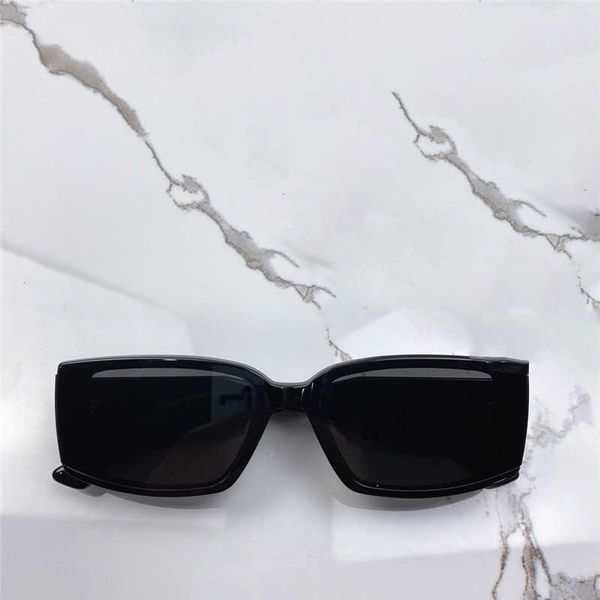 deus net fashion net celebrity sunglasses for men and women uvstone protects the eyes using plates to create square frames for wome, White;black
deus net fashion net celebrity sunglasses for men and women uvstone protects the eyes using plates to create square frames for wome, White;black