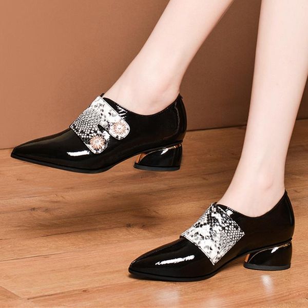 dress shoes 2021 fashion prints women genuine leather med heels party wedding woman poined toe spring summer basic pumps, Black
dress shoes 2021 fashion prints women genuine leather med heels party wedding woman poined toe spring summer basic pumps, Black