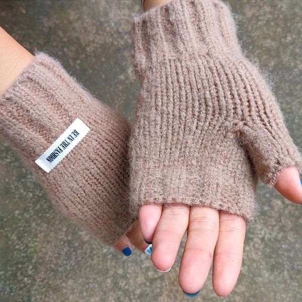 five fingers gloves knitted fingerless without mitten comfortable plush women exposed finger glove winter warm thickening wool, Blue;gray
five fingers gloves knitted fingerless without mitten comfortable plush women exposed finger glove winter warm thickening wool, Blue;gray