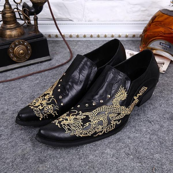 dress shoes 2021 black high-heeled genuine embroidery leather pointed rivets slip on oxford sapato masculino flats
dress shoes 2021 black high-heeled genuine embroidery leather pointed rivets slip on oxford sapato masculino flats
