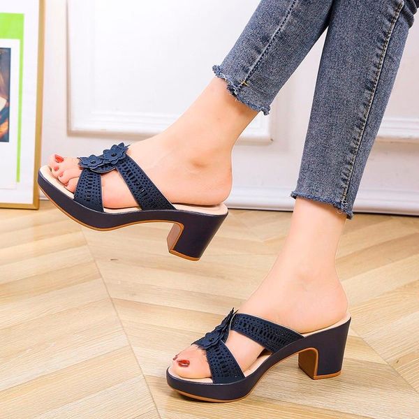 slippers women's summer solid color flowers thick heel casual shoes outdoor open-toed walking 2021, Black
slippers women's summer solid color flowers thick heel casual shoes outdoor open-toed walking 2021, Black