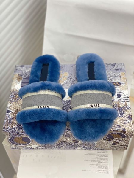 new luxurious designer embroidered letter wool slipper classic ladies warm casual sandals with box, Black
new luxurious designer embroidered letter wool slipper classic ladies warm casual sandals with box, Black
