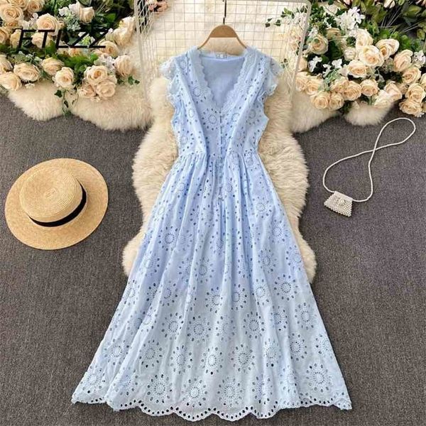 summer bohemian dress women retro hollow wood ear sleeves beach dresses ladies elegant lace v-neck slim holiday long robe 210525, Black;gray
summer bohemian dress women retro hollow wood ear sleeves beach dresses ladies elegant lace v-neck slim holiday long robe 210525, Black;gray